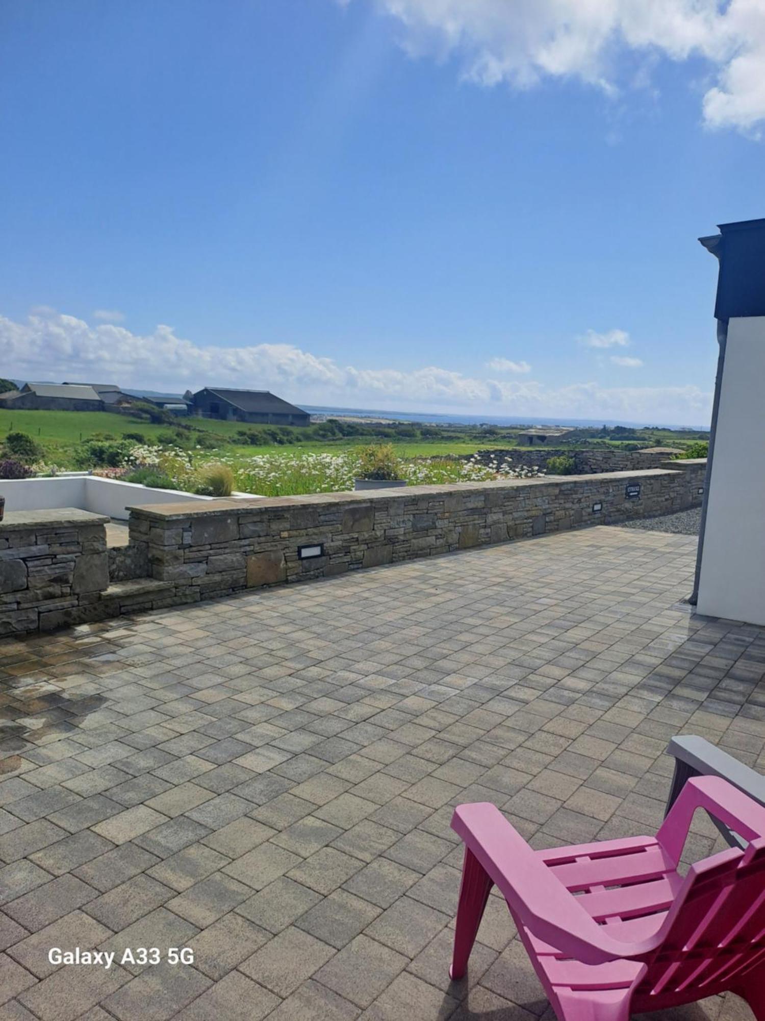 Rose Meadow Lodge Liscannor Eksteriør bilde